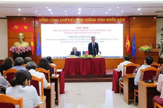 quan-canh-hop-bao-1557465286639 quan-canh-hop-bao-1557465286639 Cảnh báo nhiều chiêu lừa đảo từ các doanh nghiệp Tây Phi quan canh hop bao 1557465286639