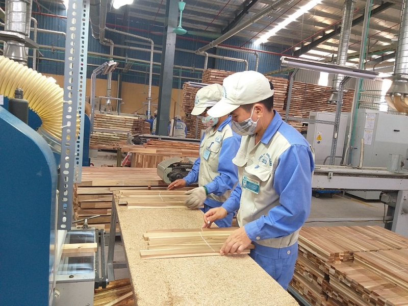 Xuất khẩu gỗ chắc chắn cán đích 11 tỷ USD 201911081149SA3507 go