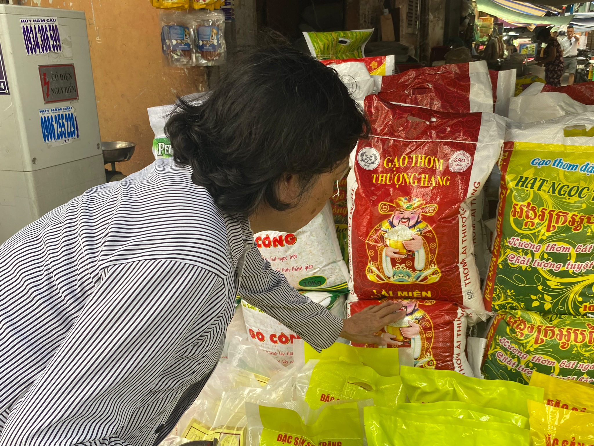 Việt Nam nhập khẩu hơn 1,6 triệu tấn lúa gạo từ Campuchia tempimageugxpgs 5347