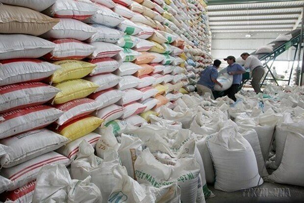 Ấn Độ cấm xuất khẩu gạo: Việt Nam bị tác động ra sao? img bgt 2021 gao vn xuat khau 2209 1664605047 width620height414
